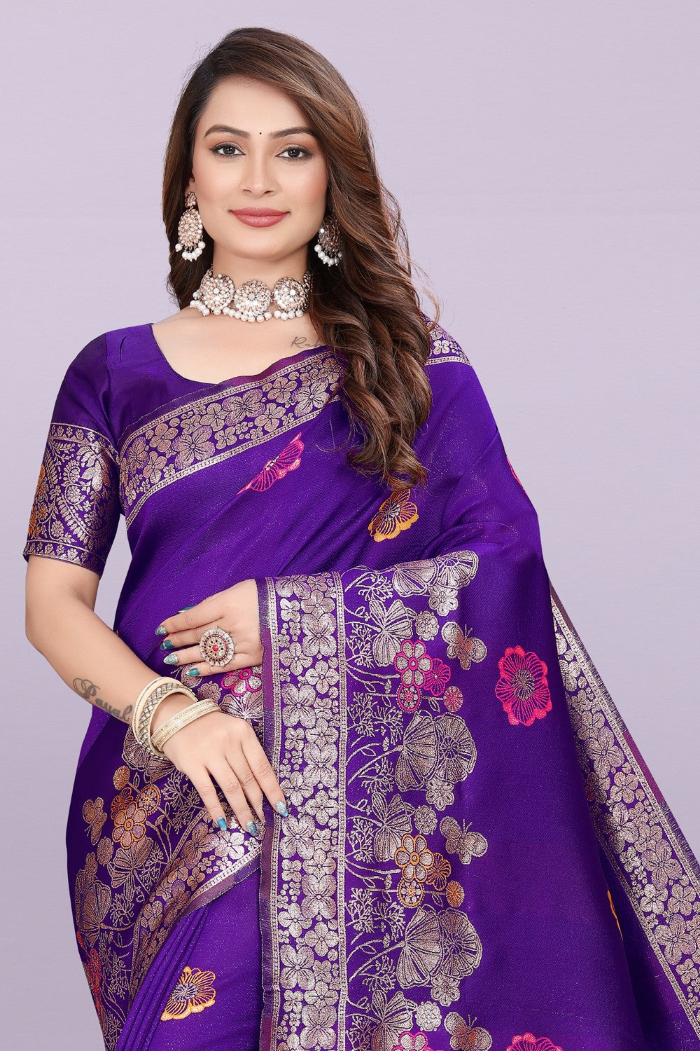 Banarasi Silk Saree with Floral Zari Border – Elegant Wedding & Festive Wear
