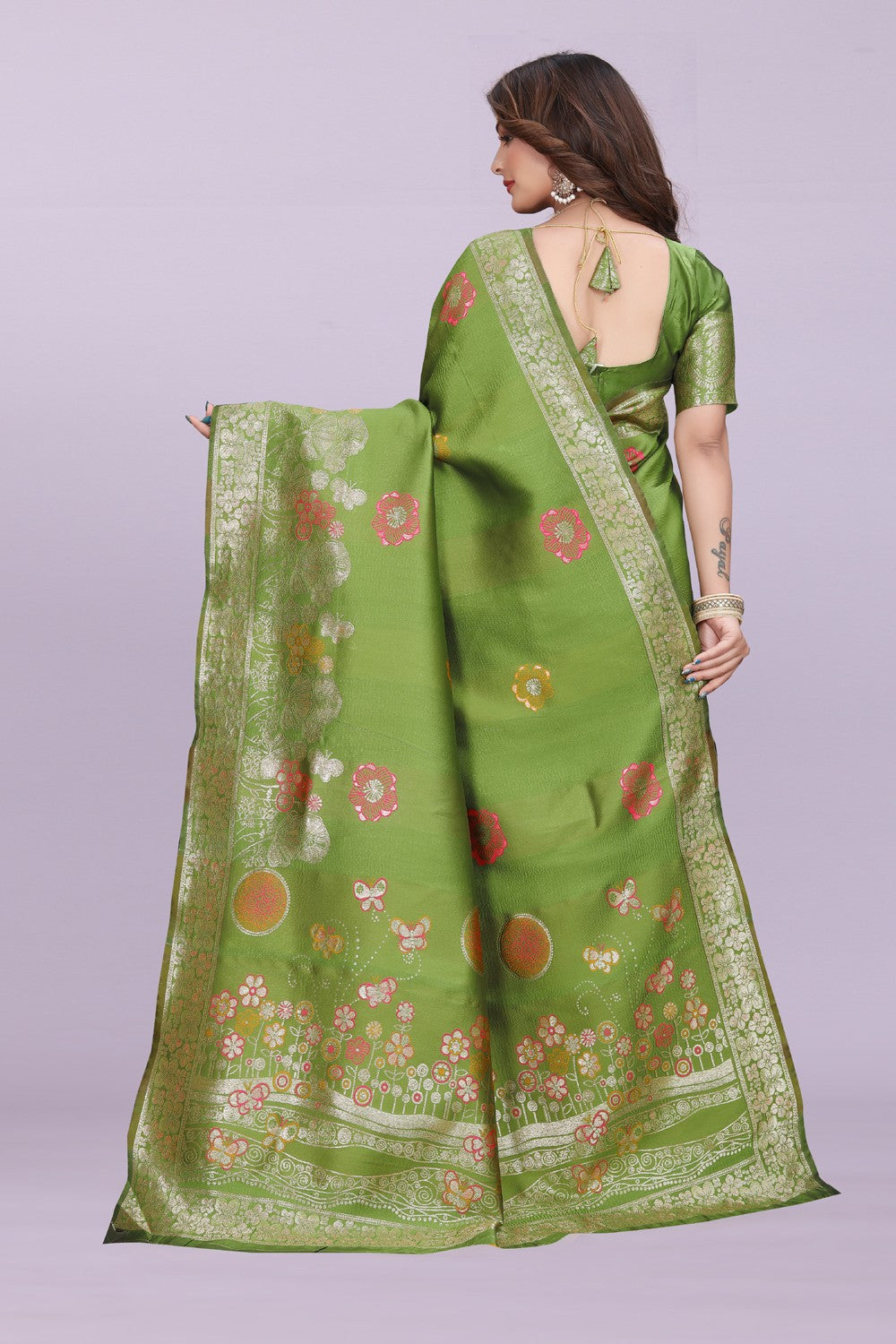 Banarasi Silk Saree with Floral Zari Border – Elegant Wedding & Festive Wear