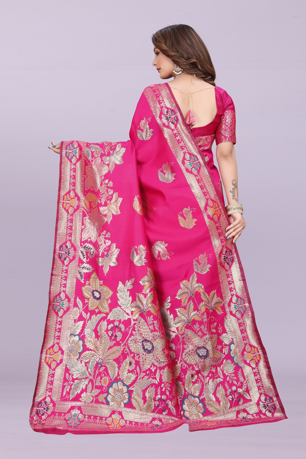 Banarasi Silk Saree with Rich Zari Pallu & Designer Border – Bridal & Wedding Wear