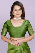 Designer Silk Saree with Floral Motif & Zari Detailing – Party & Festive Wear