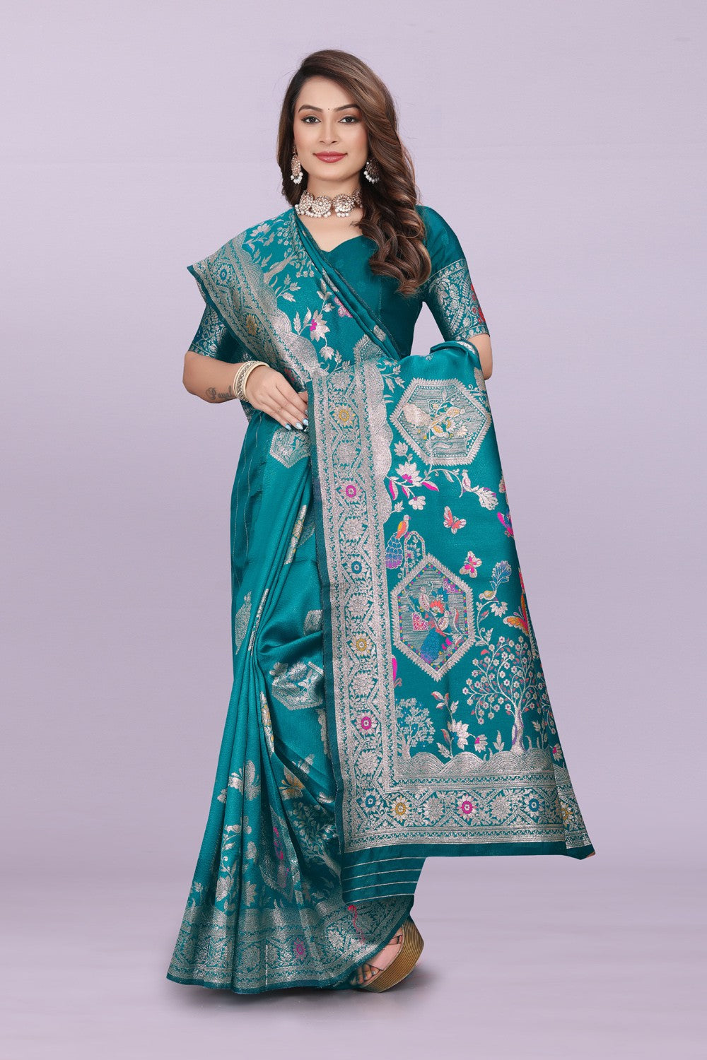 Artistic Woven Silk Saree with Peacock Motif – Premium Festive & Party Wear