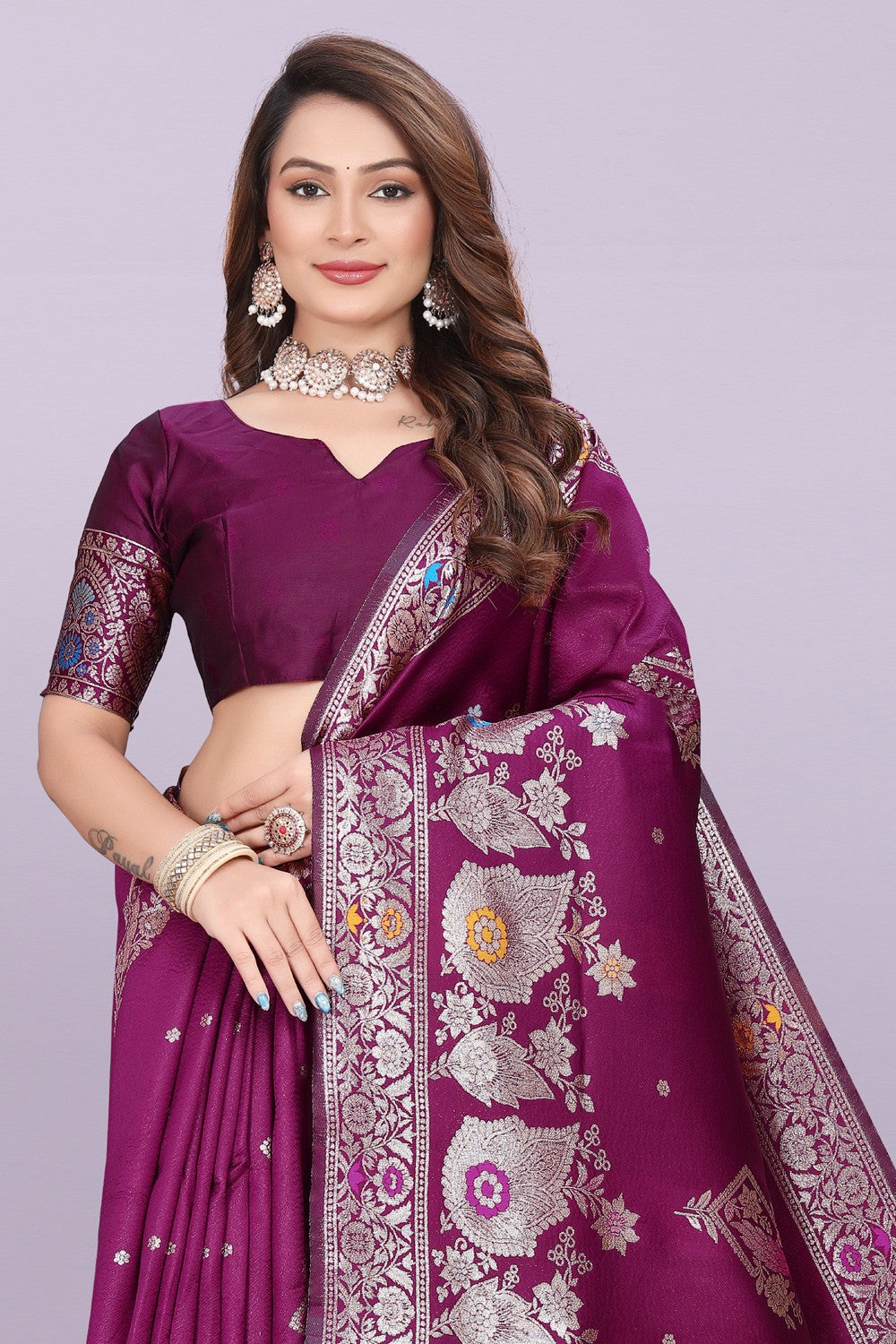 Woven Silk Saree with Floral & Peacock Zari Design – Elegant Festive Wear