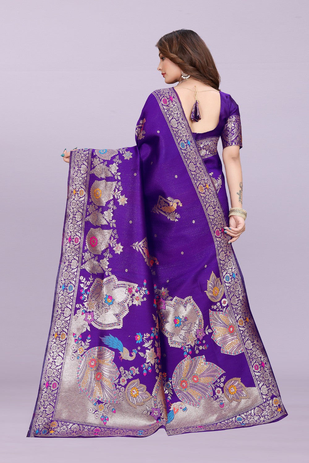 Woven Silk Saree with Floral & Peacock Zari Design – Elegant Festive Wear