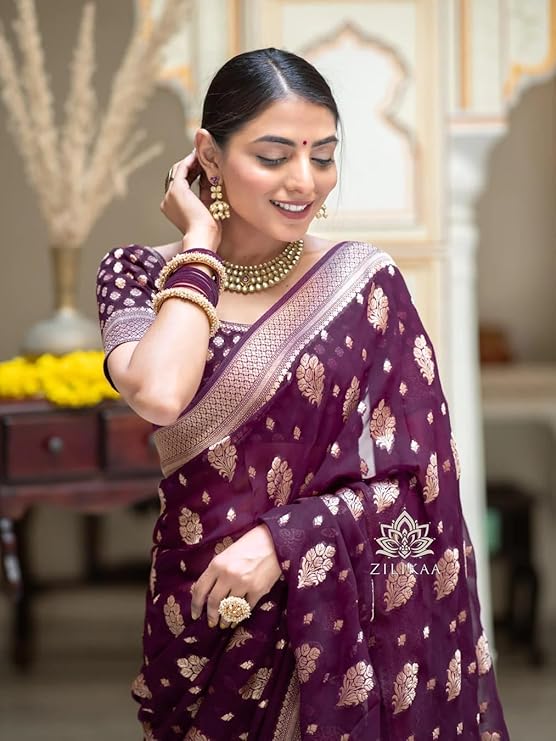 Silk Saree with Traditional Butti Design & Zari Border – Wedding & Festive Wear