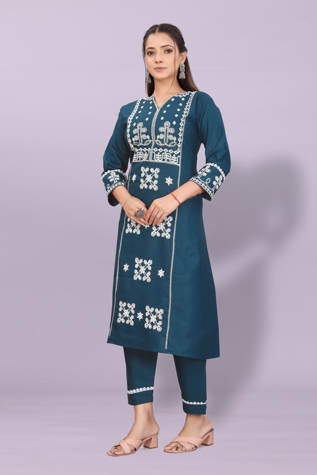 Women's Elegant Kurta Pant Set with Black Dupatta | Ethnic Party Wear Suit Set