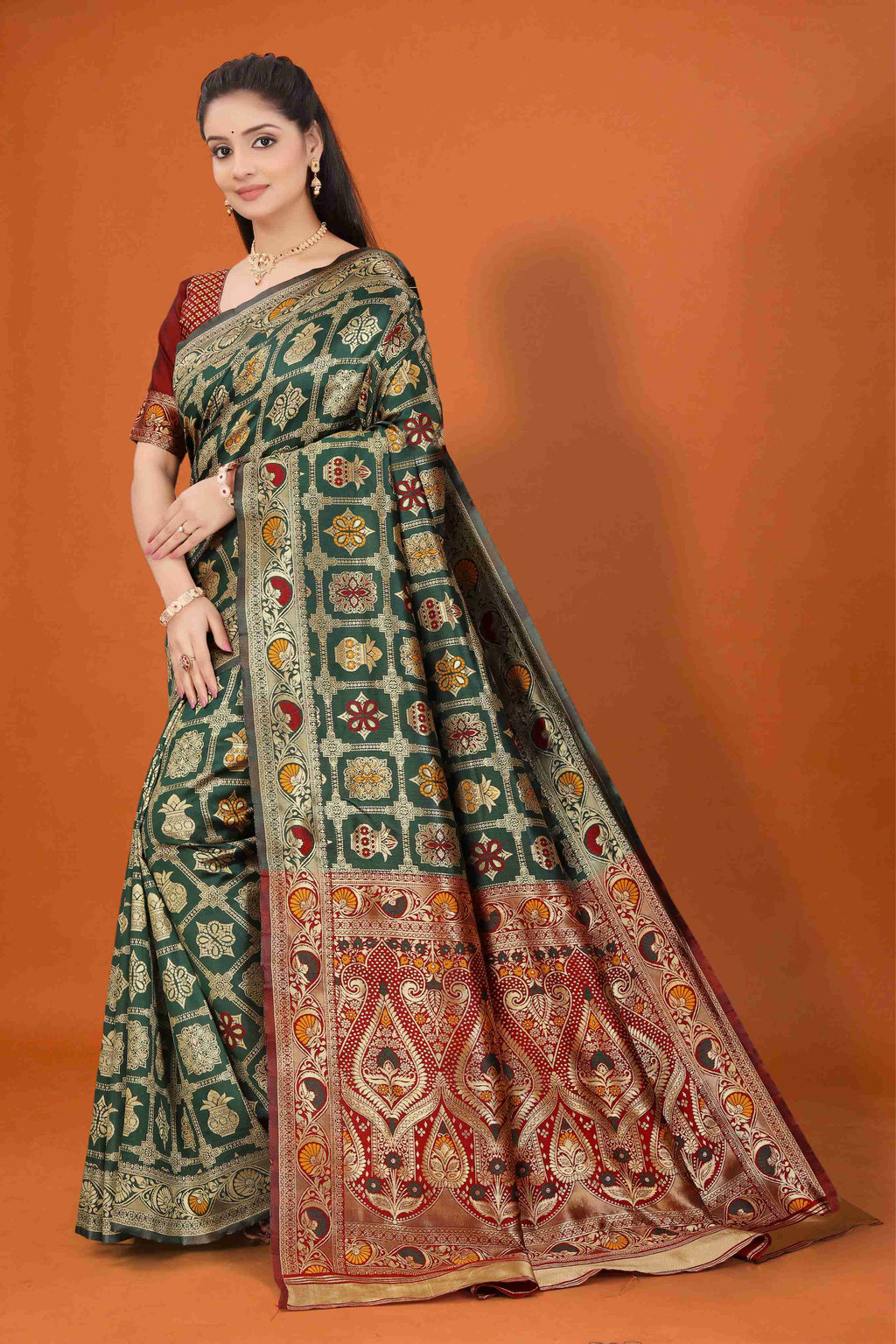 Banarasi Saree for Women Wedding Wear | Silk Designer Saree with Rich Pallu