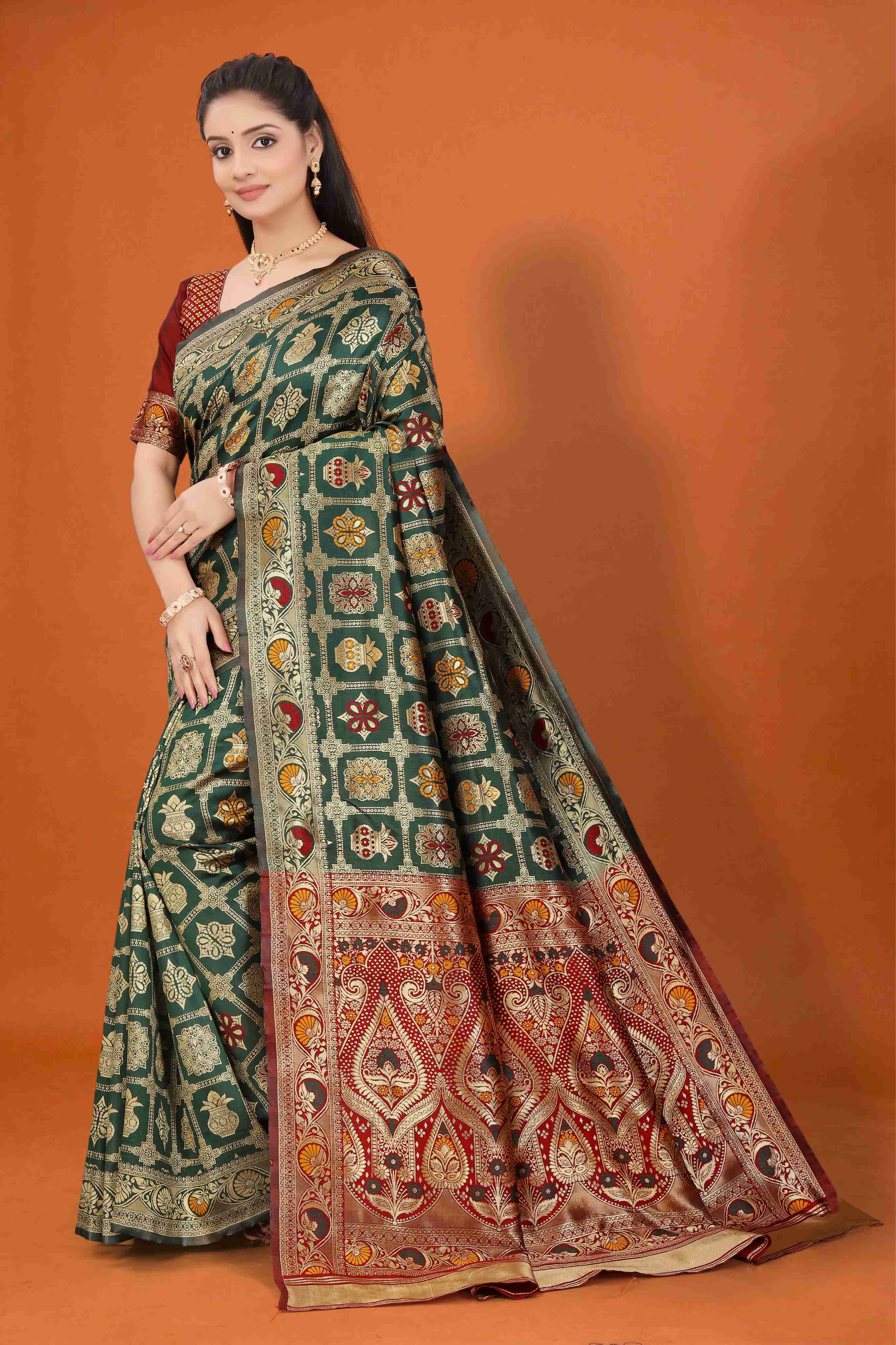 Banarasi Saree for Women Wedding Wear | Silk Designer Saree with Rich Pallu