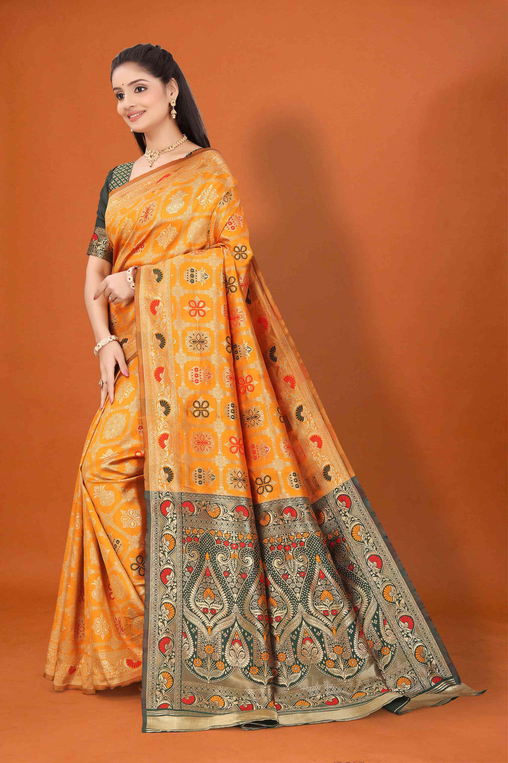 Banarasi Saree for Women Wedding Wear | Silk Designer Saree with Rich Pallu