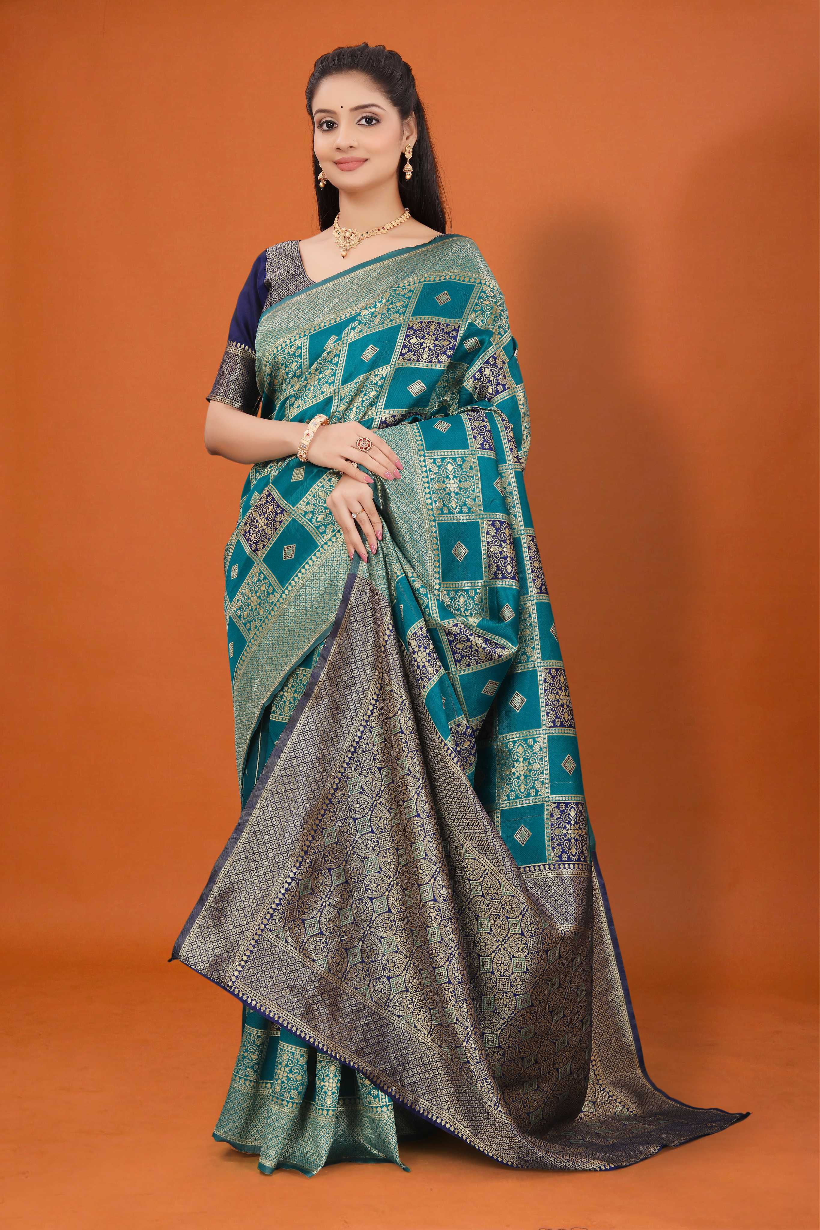 Banarasi Silk Saree for Women | Checkered Zari Design with Rich Pallu & Border
