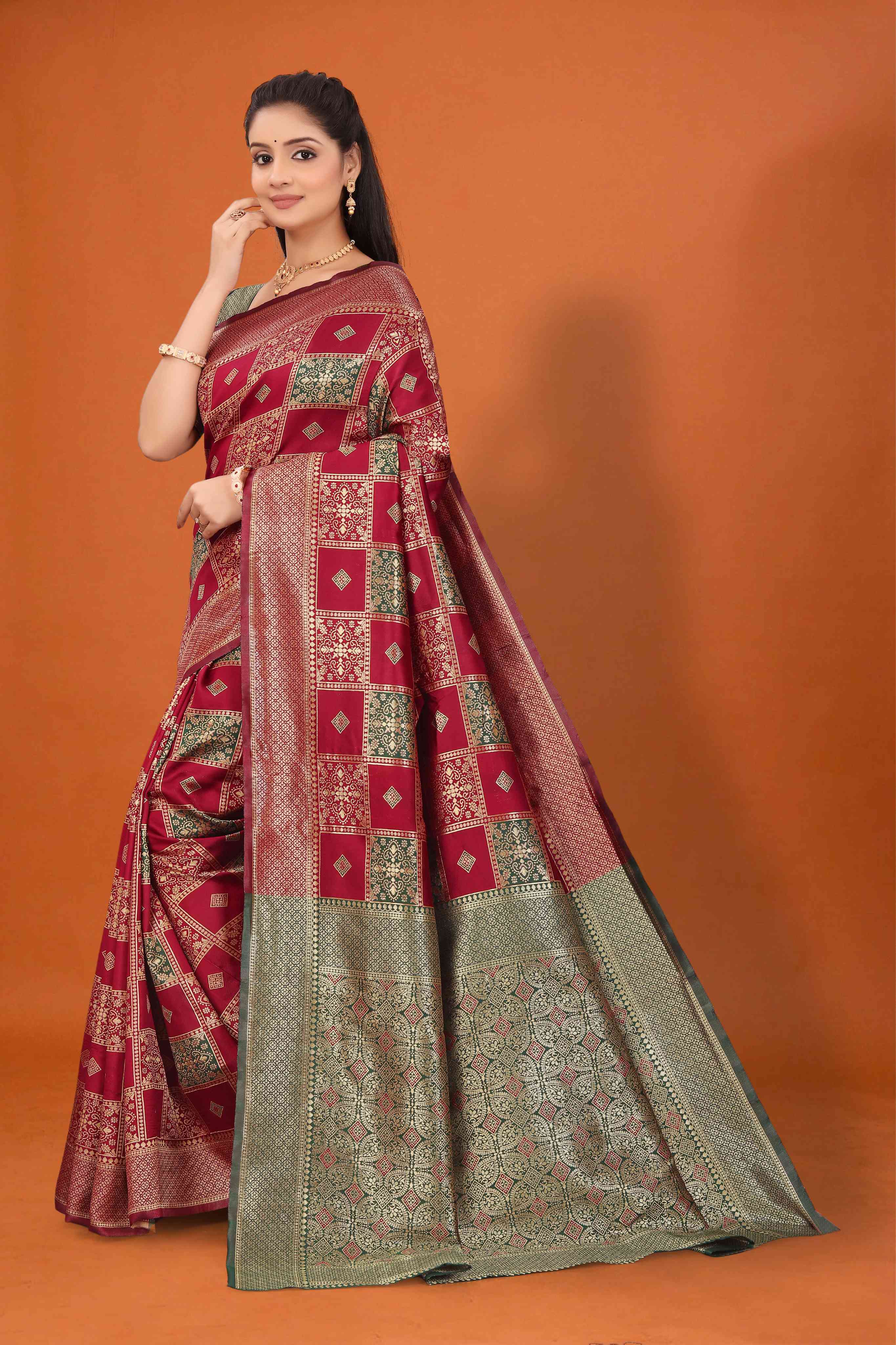 Banarasi Silk Saree for Women | Checkered Zari Design with Rich Pallu & Border