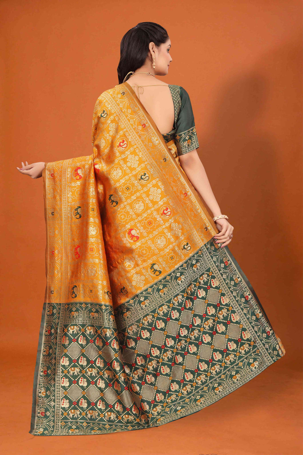 Designer Banarasi Silk Saree for Women | Traditional Motif Saree with Zari Work