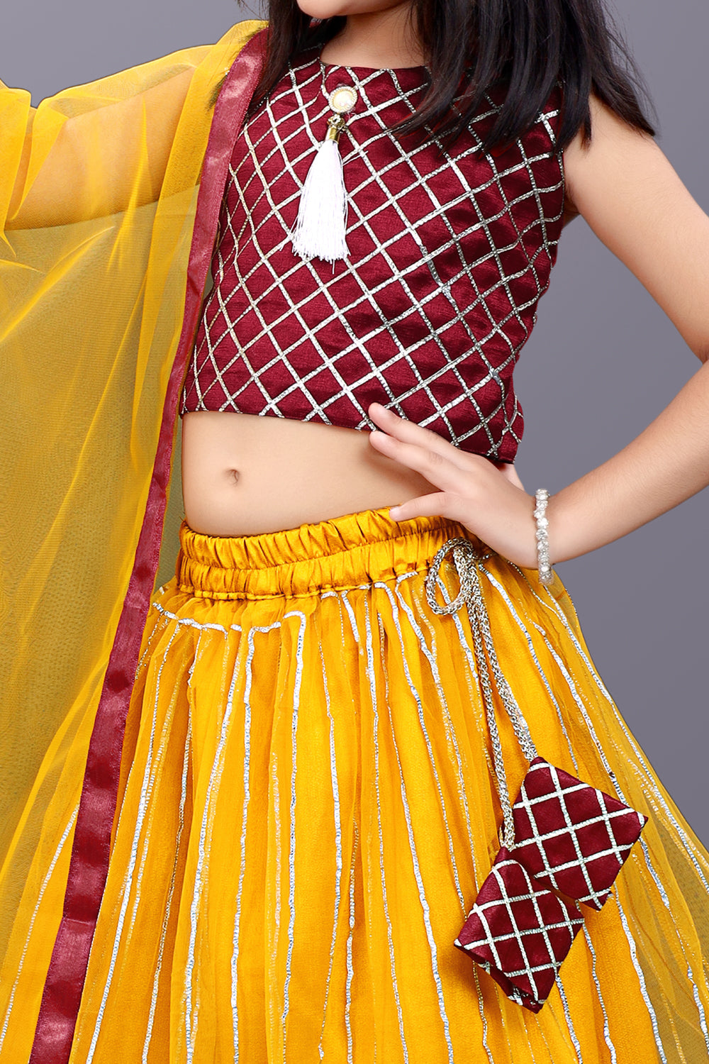 Girls Checkered Lehenga Choli with Dupatta – Festive Ethnic Wear