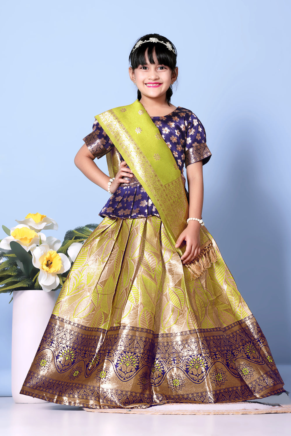 Girls Banarasi Lehenga Choli Set Silk Festive Wedding Ethnic Dress Kids