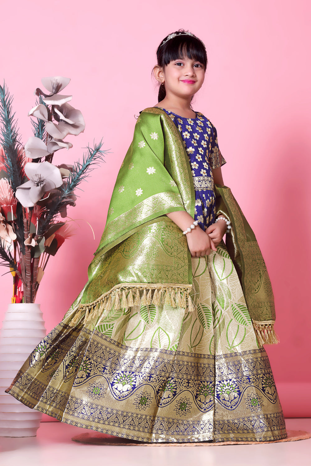 Girls Banarasi Lehenga Choli Set Silk Festive Wedding Ethnic Dress Kids