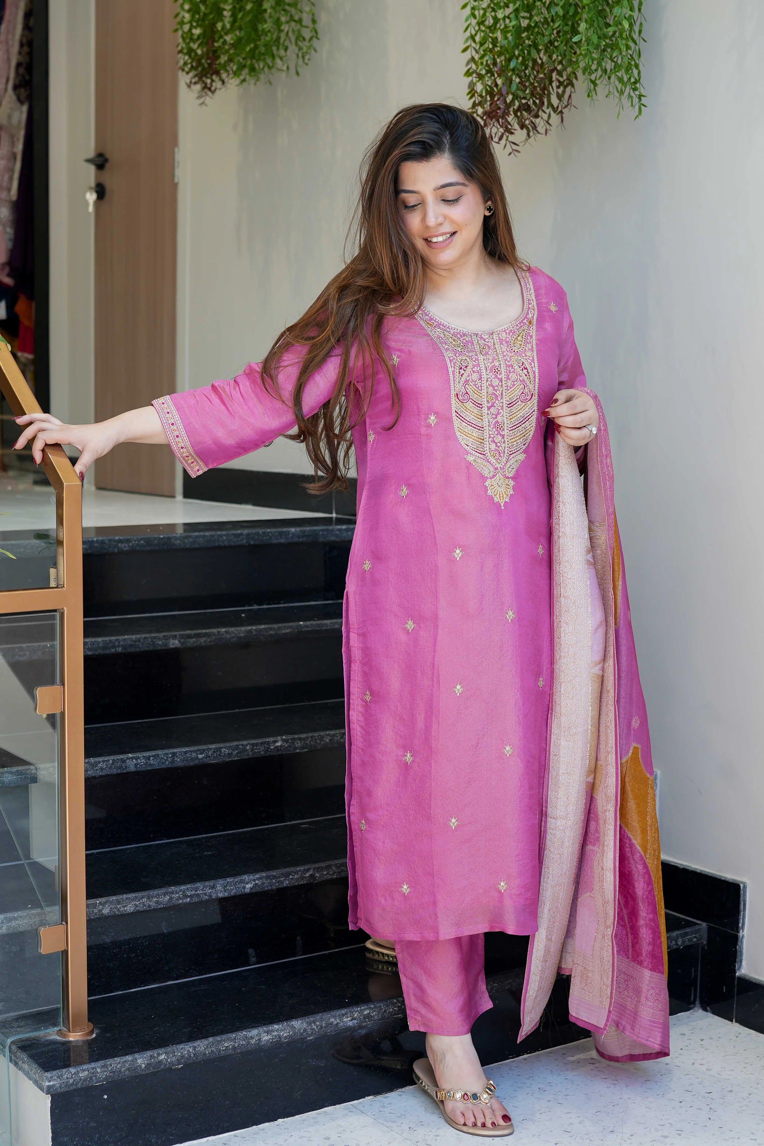 Peach Embroidered Viscose Kurta Set with Jacquard Dupatta – Elegant Festive Wear