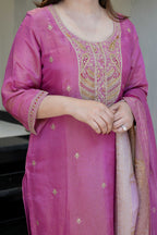 Peach Embroidered Viscose Kurta Set with Jacquard Dupatta – Elegant Festive Wear
