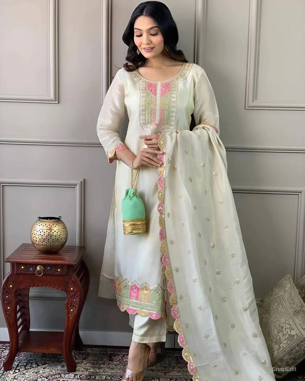 Viscose Chanderi Kurta Set with Dupatta – Embroidered Wedding Guest Outfit for Women